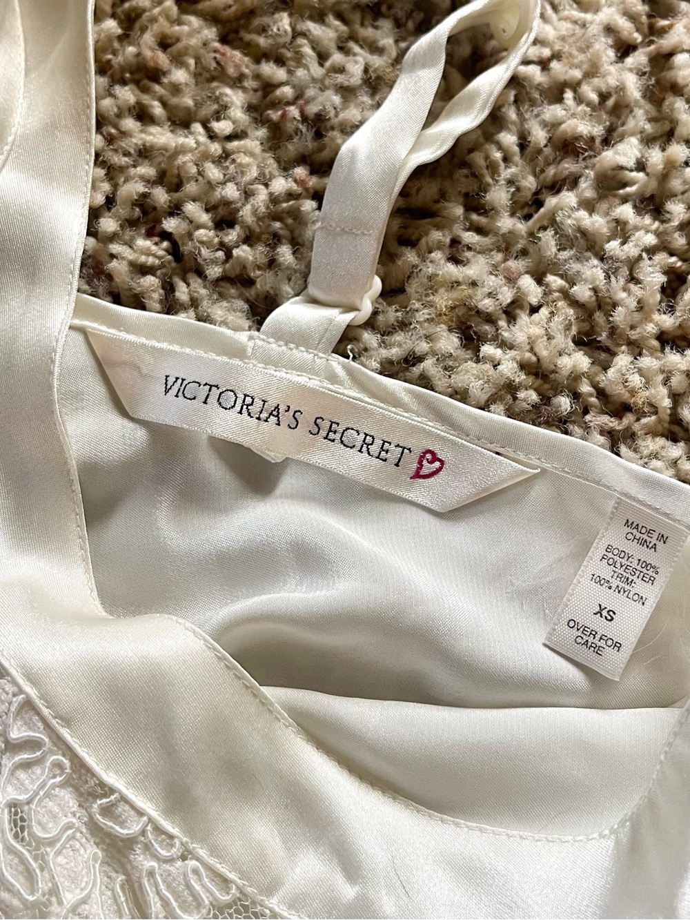 Vintage Victoria's Secret Ivory Satin Lace-Trim Chemise - Picture 4 of 6